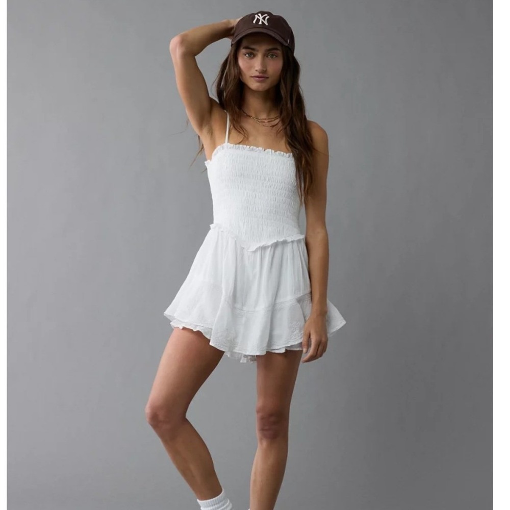 American Eagle White Bella Smocked Tiered Ruffle Romper‎ Women Large NWT